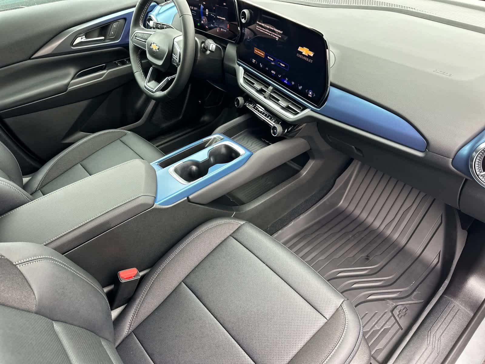 Thumbnail: 2026 Chevrolet Equinox - 16