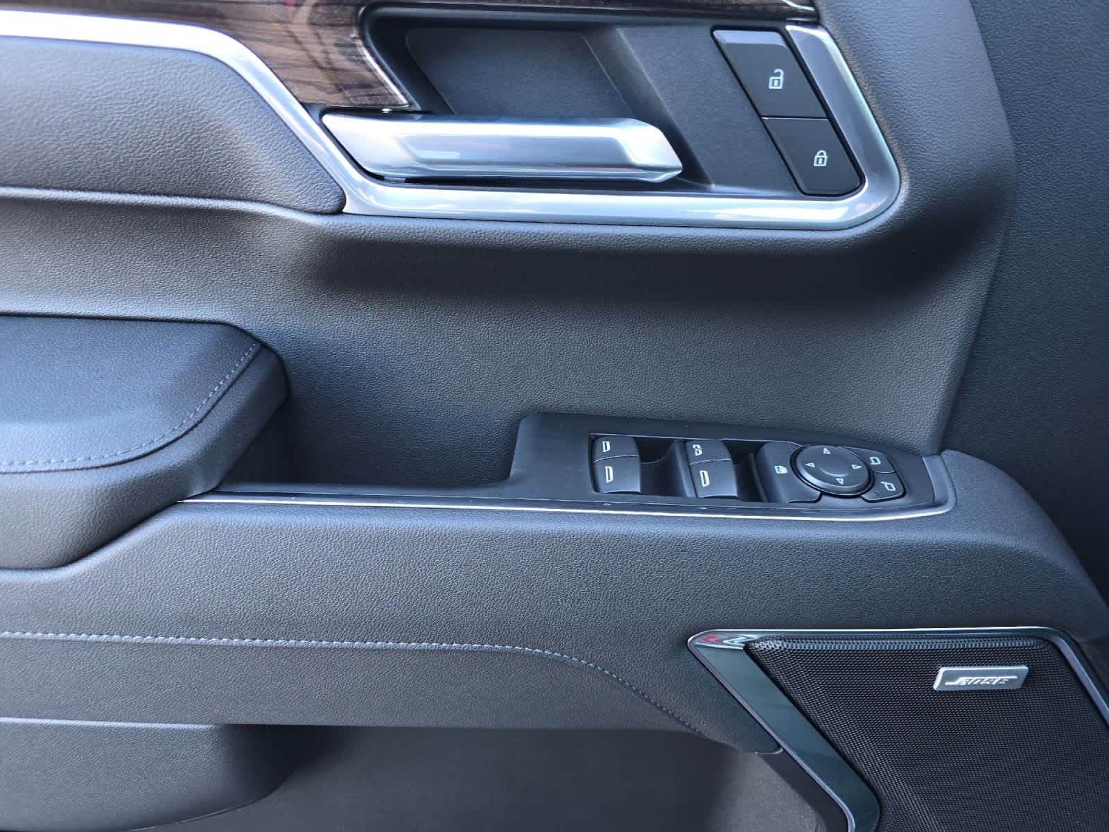 Thumbnail: 2026 Chevrolet Silverado 1500 - 12