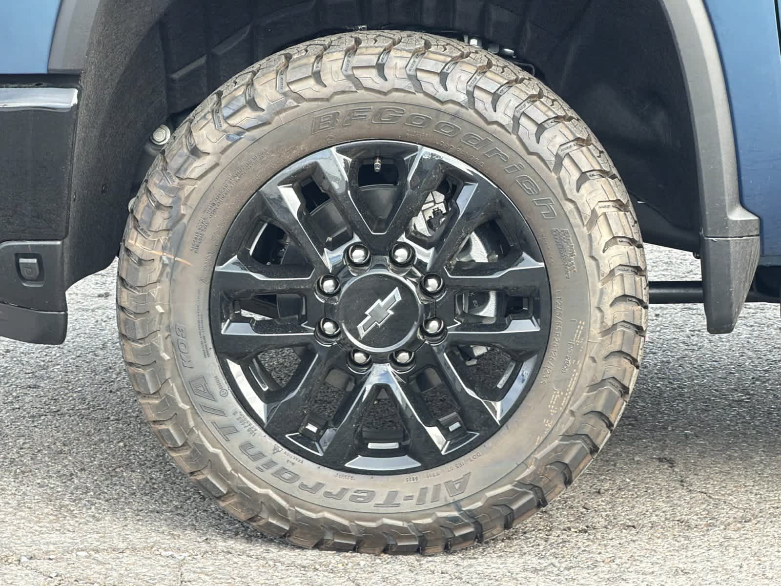 Thumbnail: 2026 Chevrolet Silverado 2500 - 26