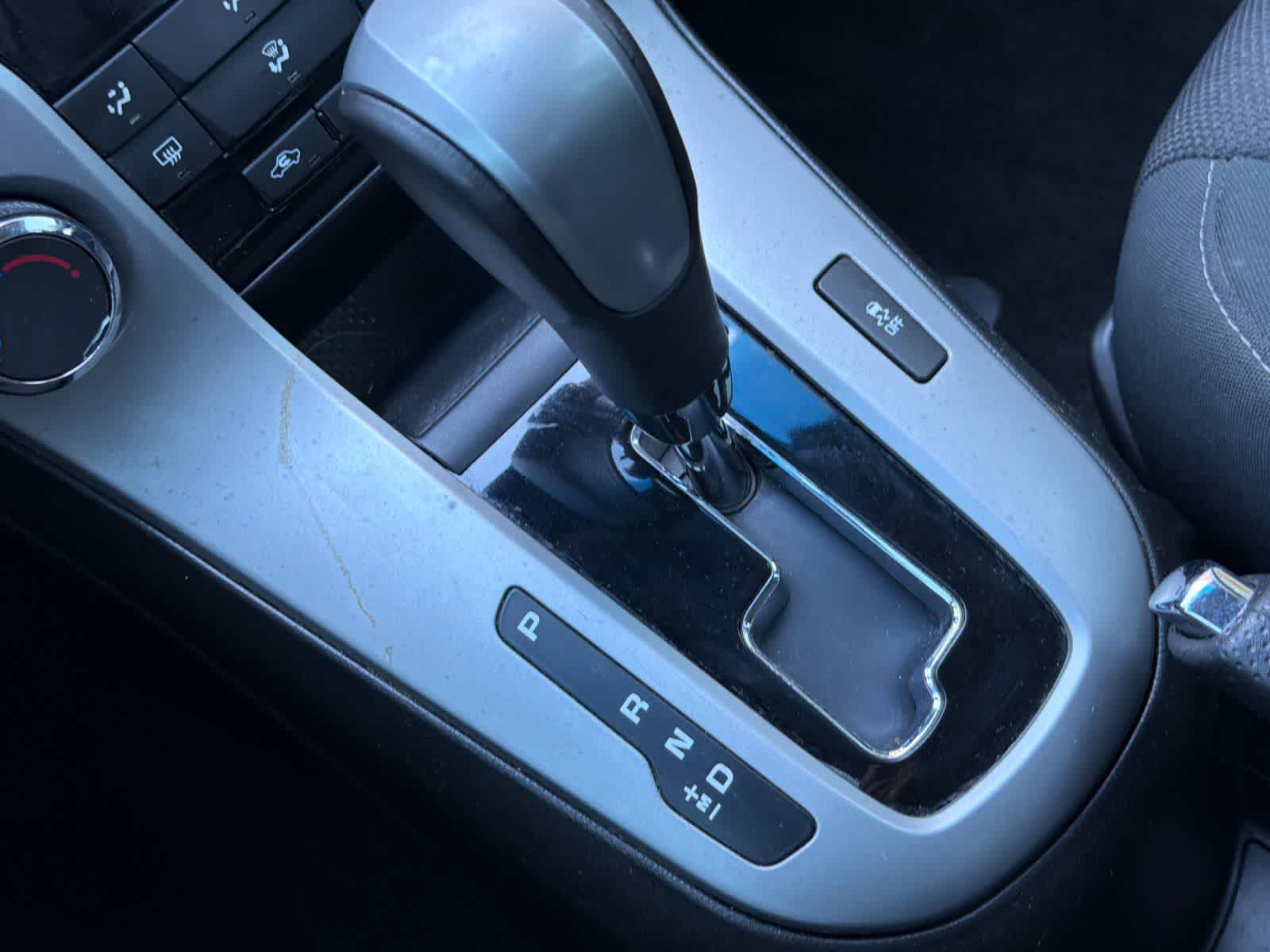 Thumbnail: 2012 Chevrolet Cruze - 19