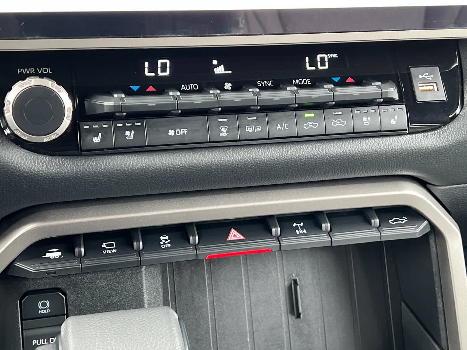 Thumbnail: 2025 Toyota Tundra - 20