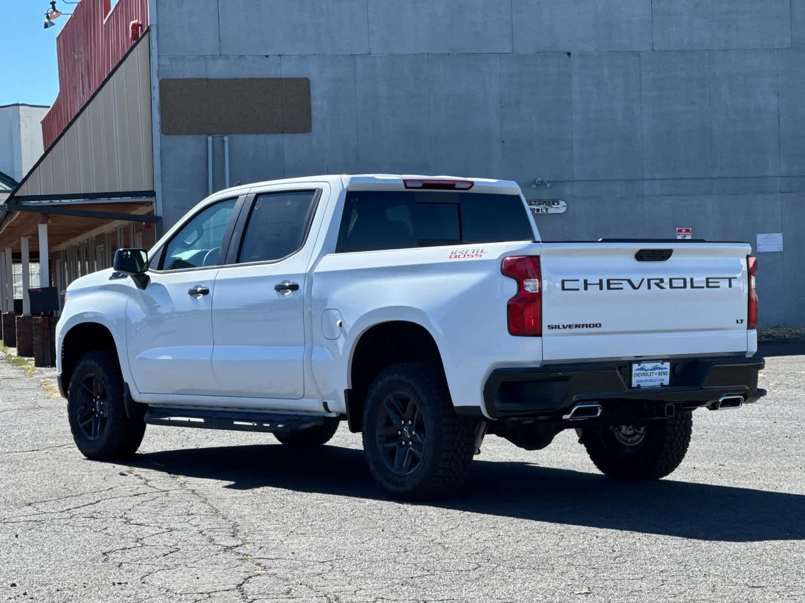 Thumbnail: 2026 Chevrolet Silverado 1500 - 6