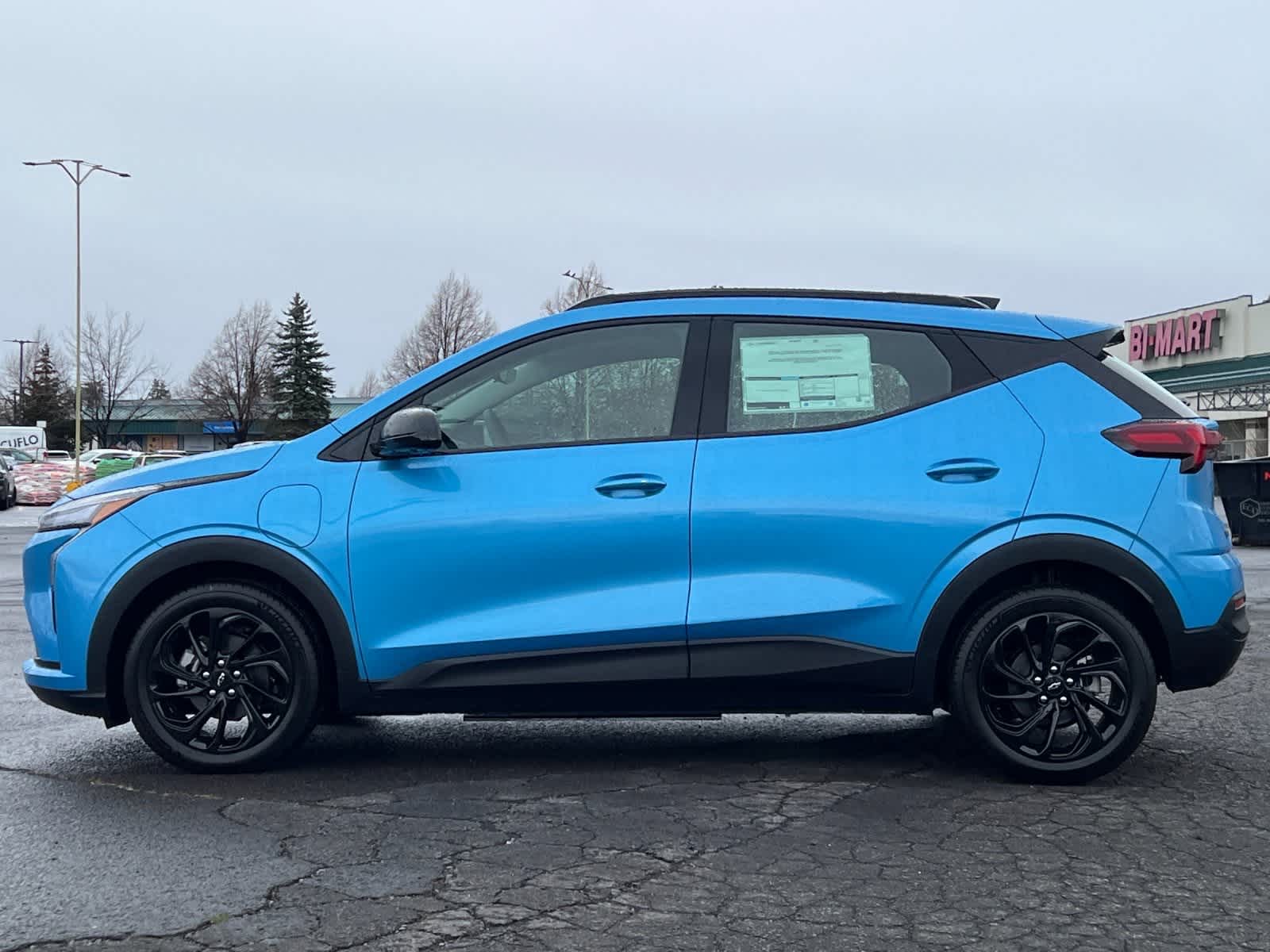 Thumbnail: 2027 Chevrolet Bolt EV - 5