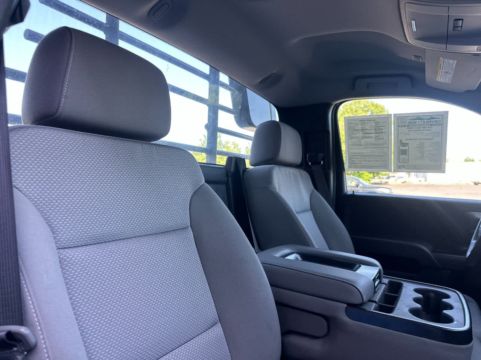 Thumbnail: 2019 GMC Sierra 3500 - 14