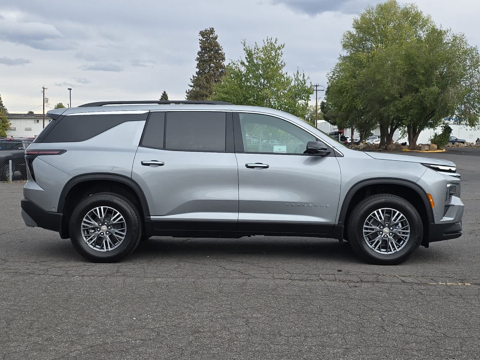 Thumbnail: 2026 Chevrolet Traverse - 8