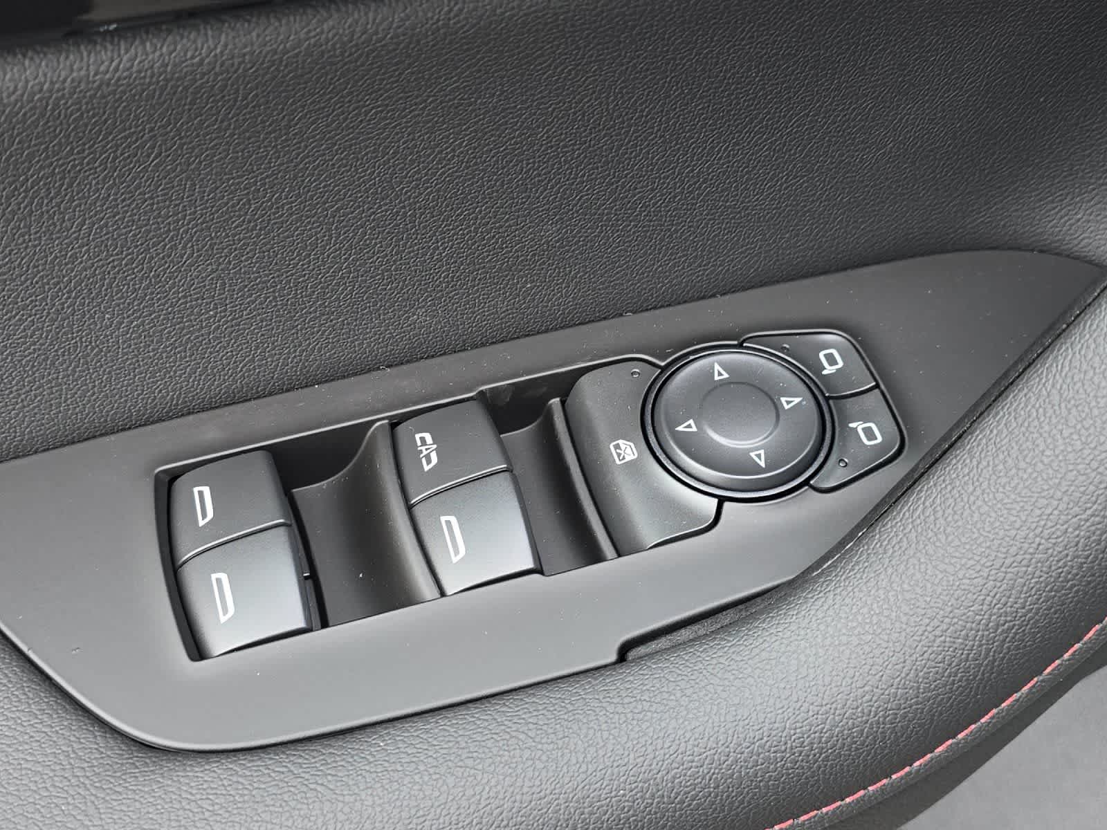 Thumbnail: 2025 Chevrolet Blazer - 13