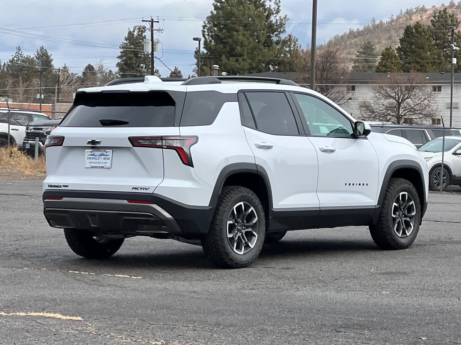 Thumbnail: 2026 Chevrolet Equinox - 2