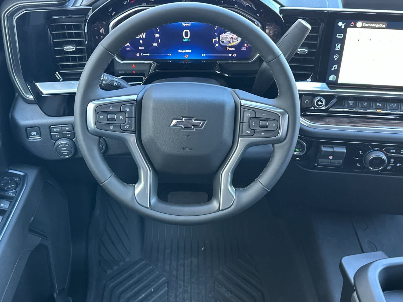Thumbnail: 2026 Chevrolet Silverado 2500 - 14