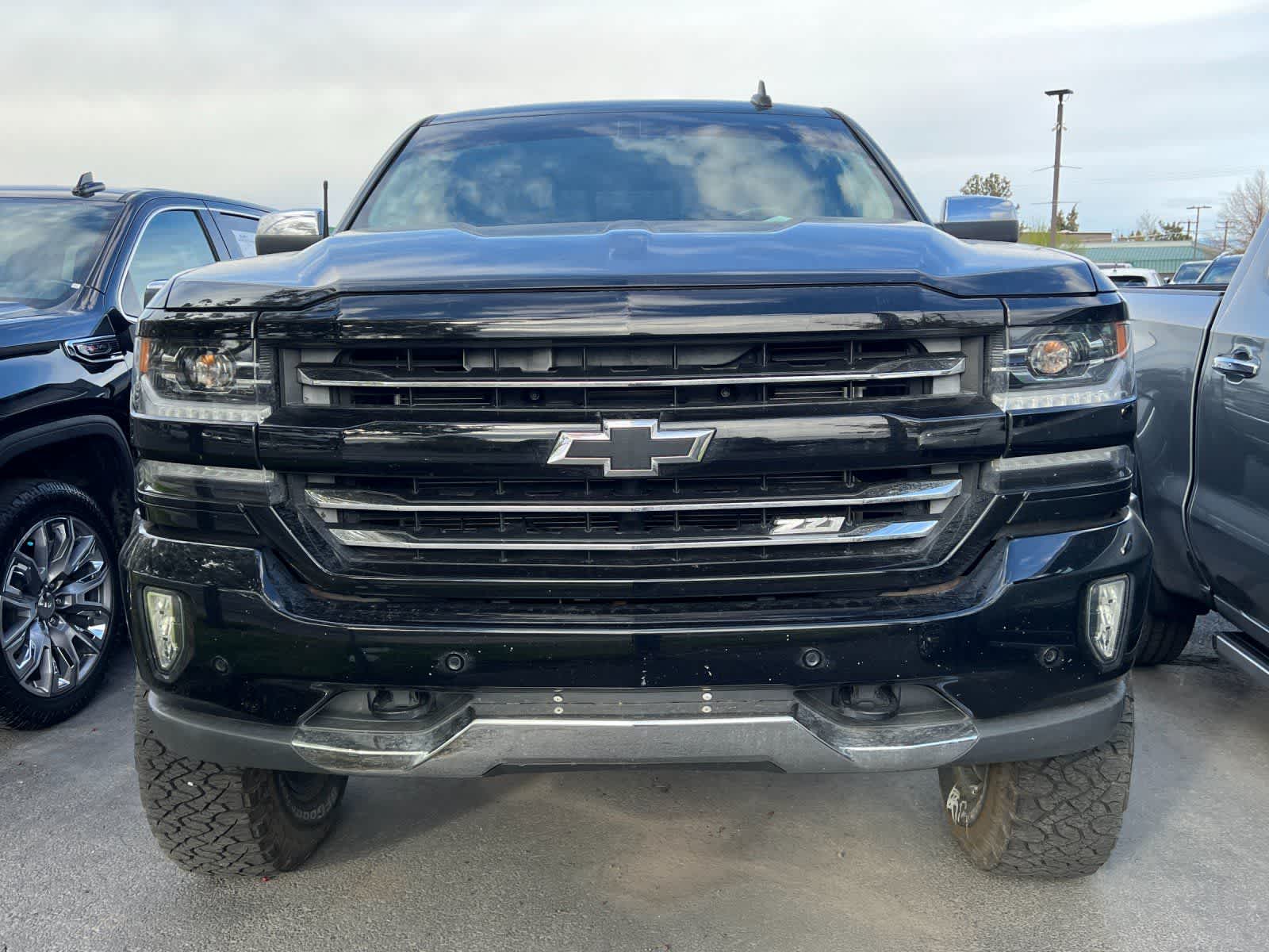 Thumbnail: 2017 Chevrolet Silverado 1500 - 2