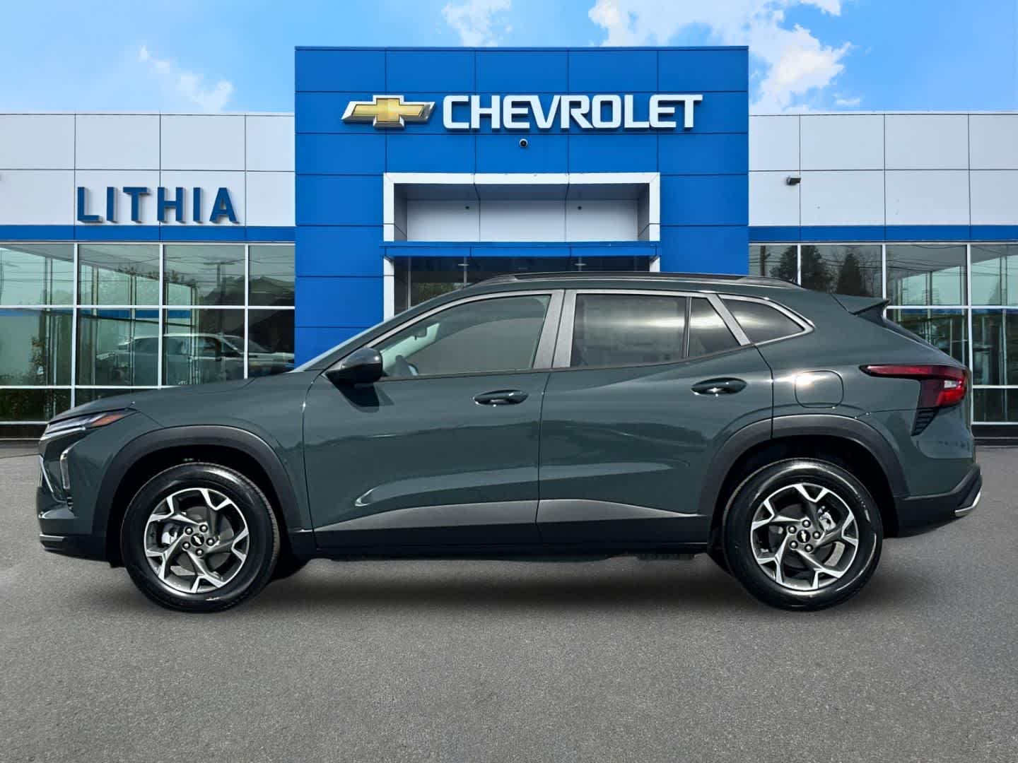 Thumbnail: 2026 Chevrolet Trax - 5