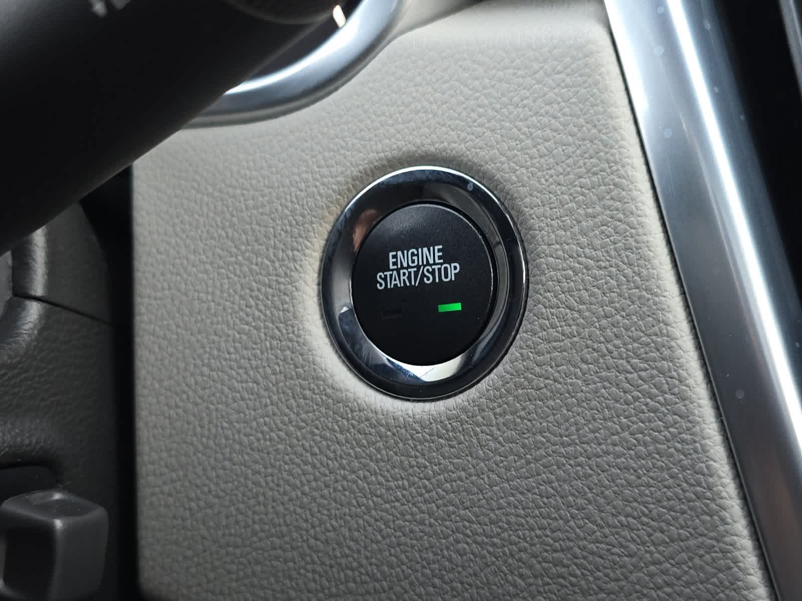 Thumbnail: 2014 Cadillac SRX - 23