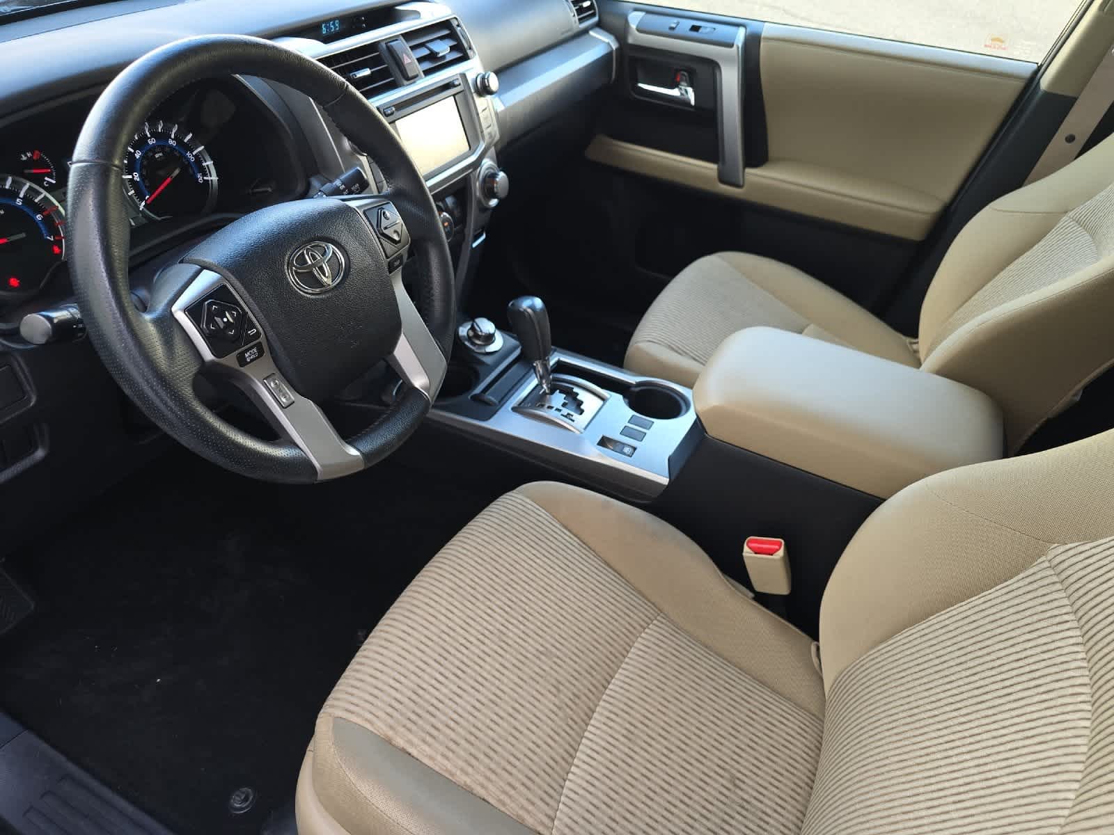 Thumbnail: 2018 Toyota 4Runner - 11