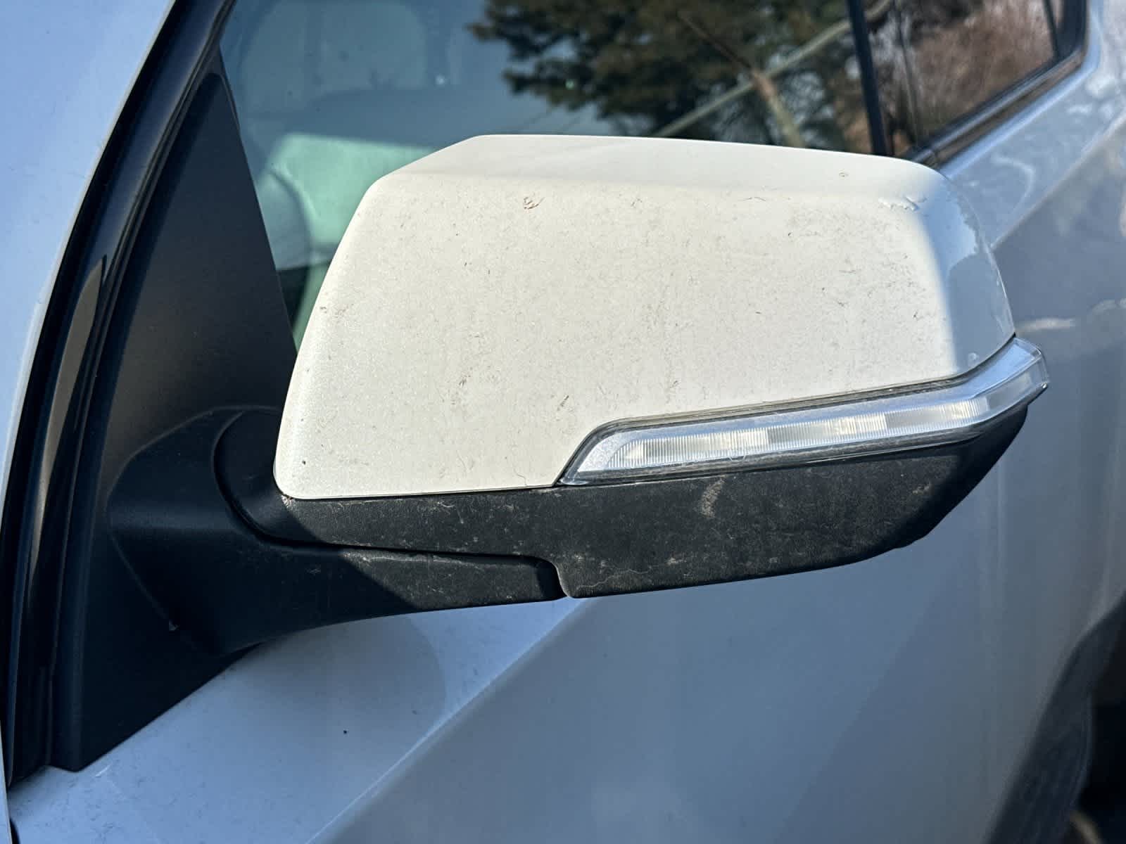 Thumbnail: 2023 Chevrolet Traverse - 9