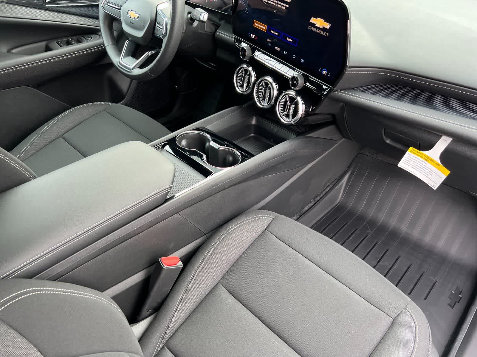 Thumbnail: 2026 Chevrolet Blazer EV - 15