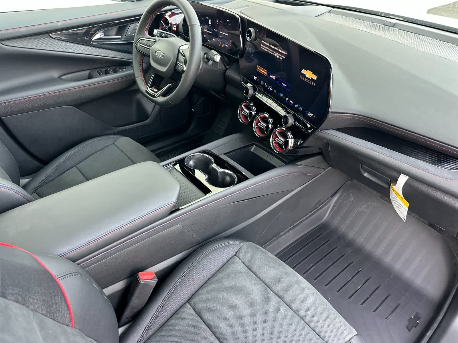 Thumbnail: 2026 Chevrolet Blazer EV - 16