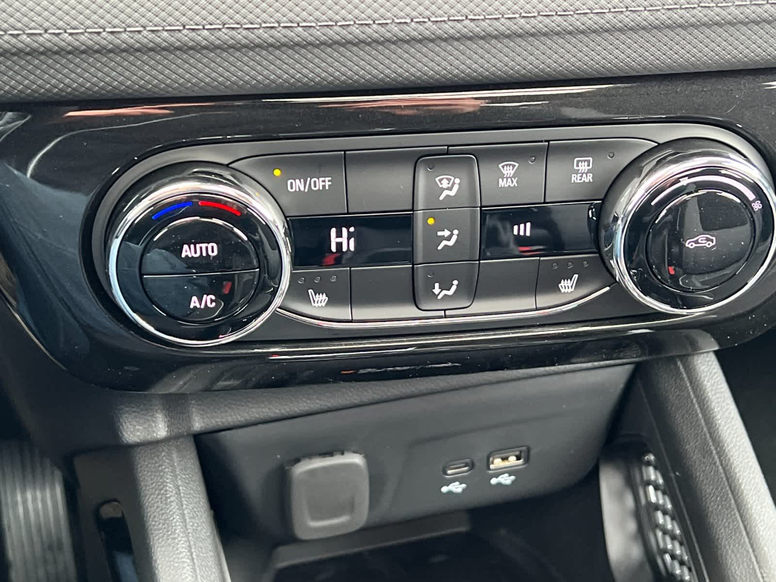 Thumbnail: 2026 Chevrolet TrailBlazer - 19