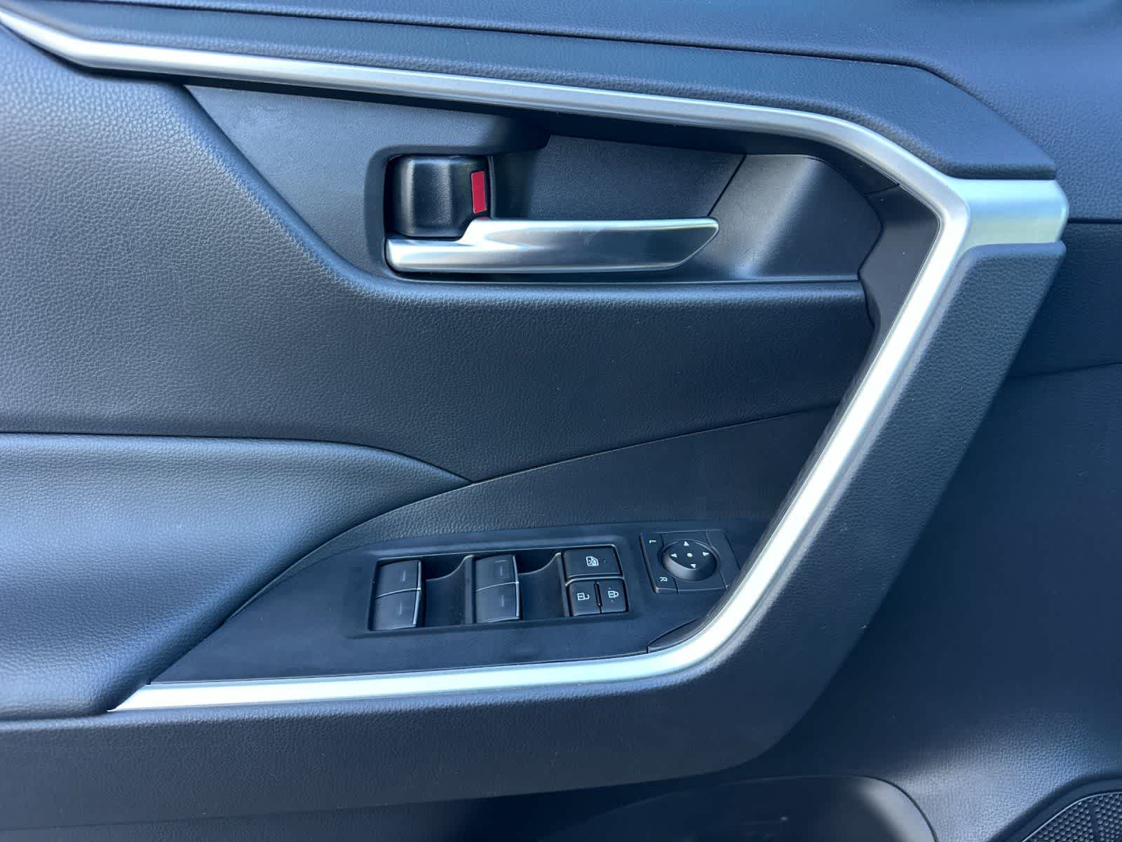 Thumbnail: 2024 Toyota RAV4 - 12