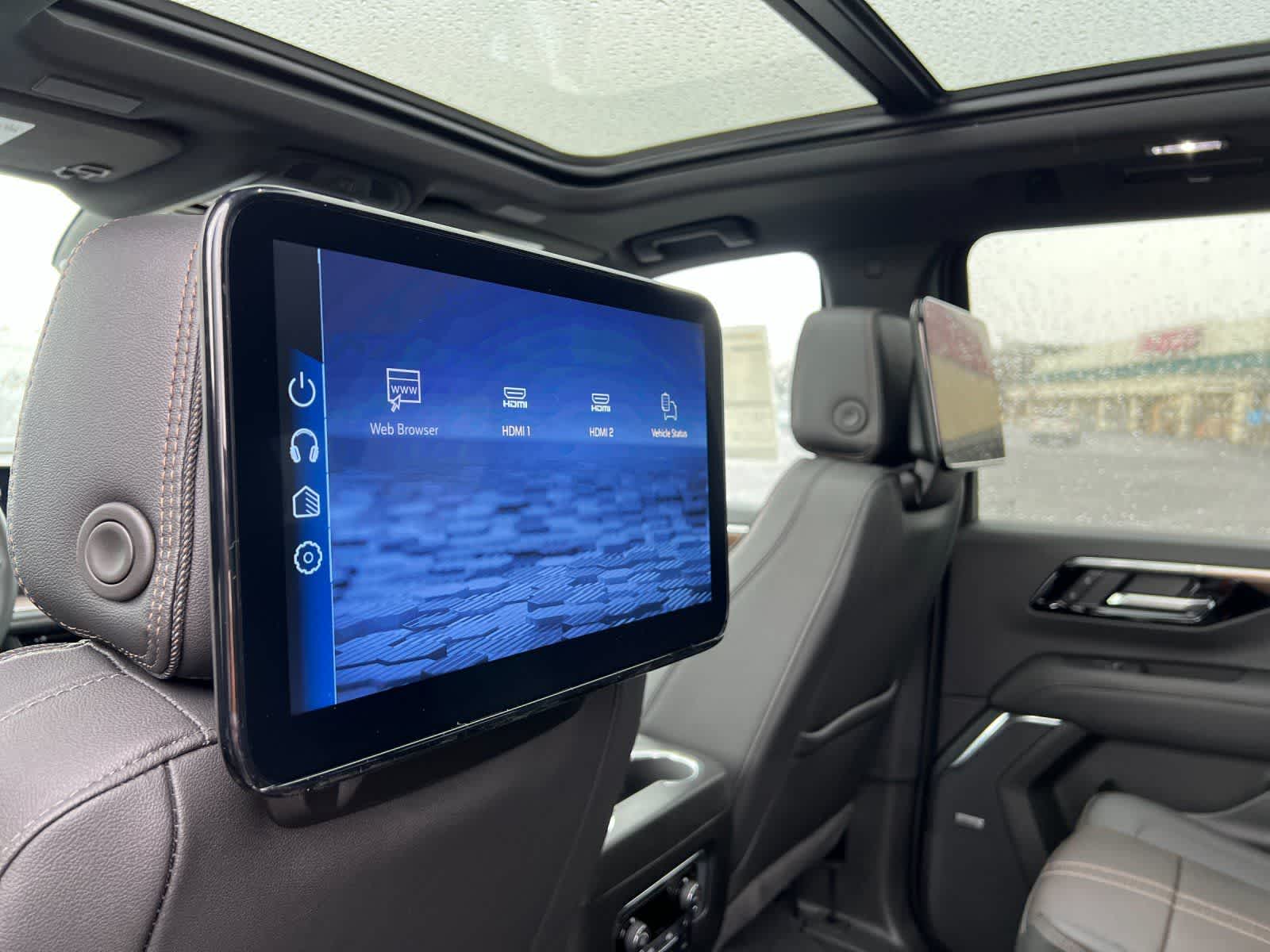 Thumbnail: 2026 Chevrolet Suburban - 14