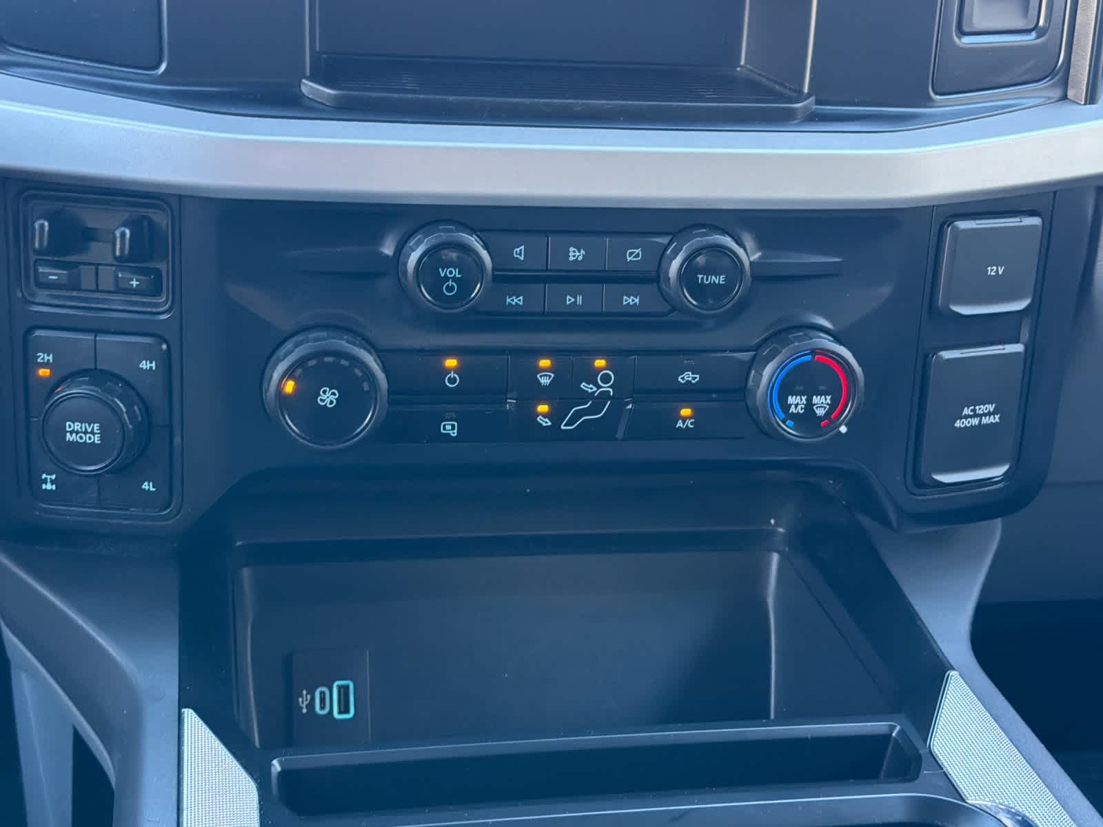 Thumbnail: 2024 Ford F-250 - 19