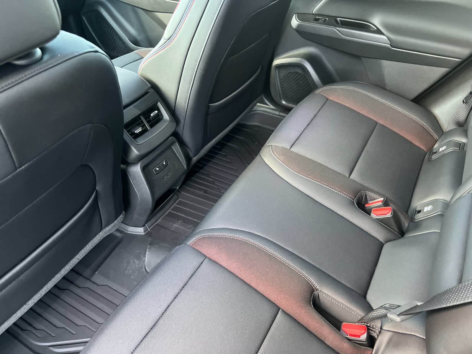 Thumbnail: 2025 Chevrolet Equinox - 4