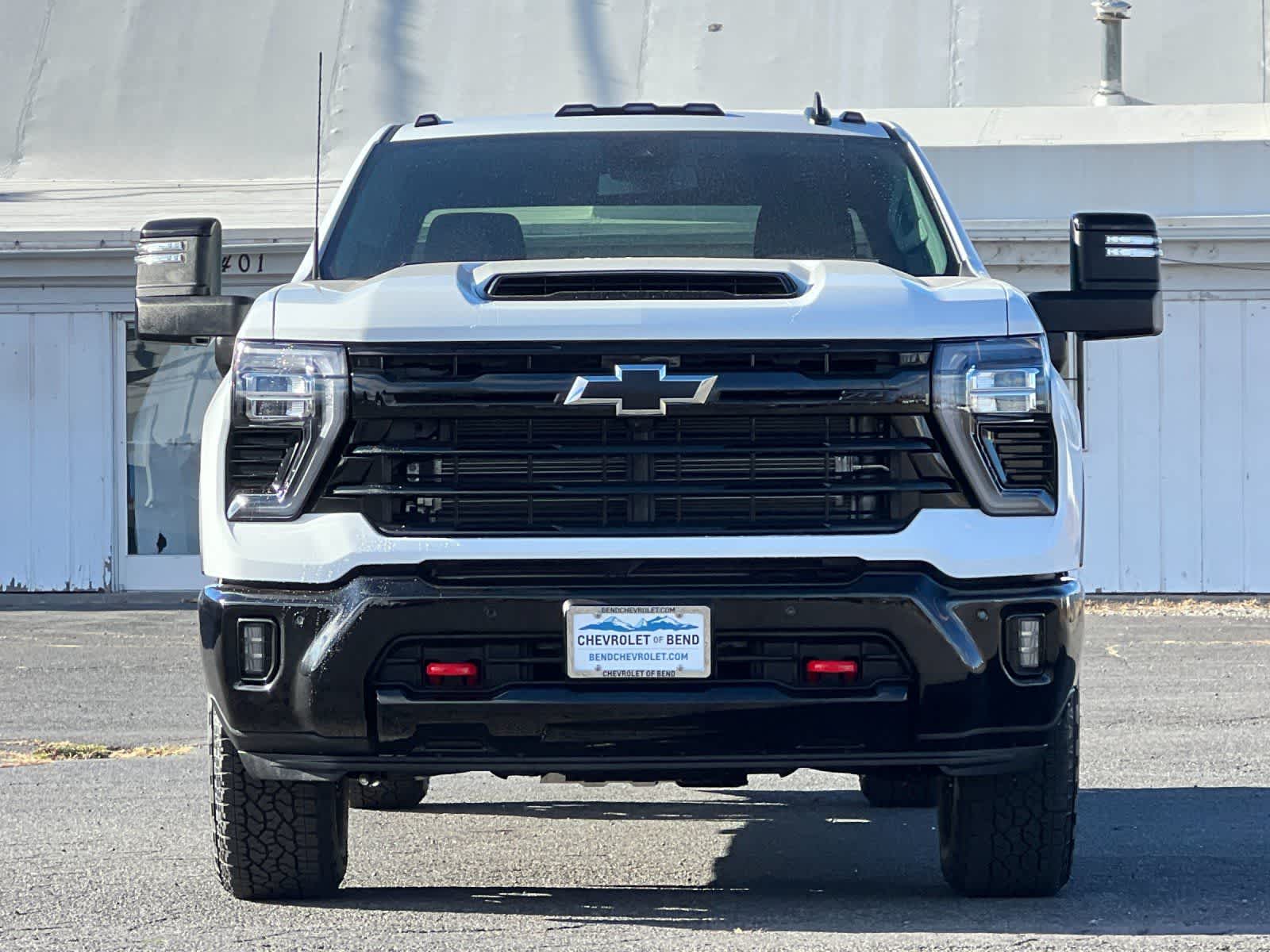 Thumbnail: 2026 Chevrolet Silverado 3500 - 10