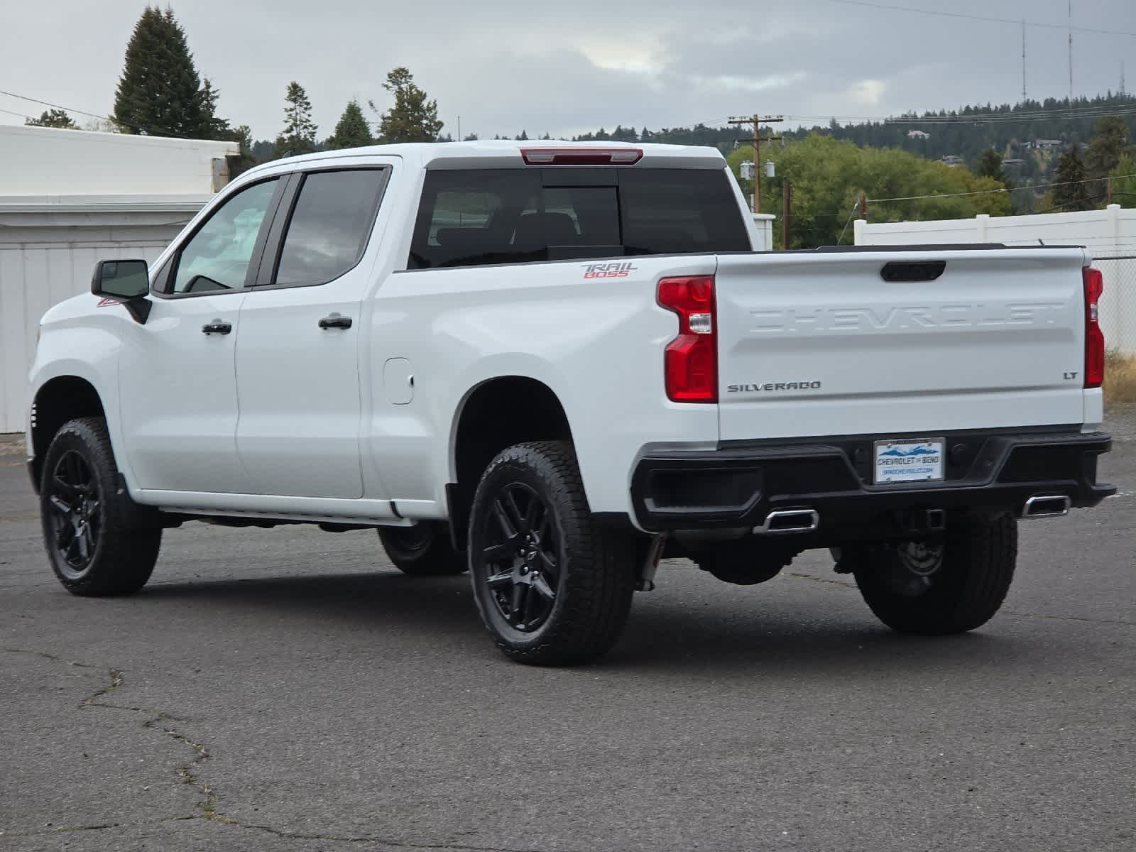 Thumbnail: 2026 Chevrolet Silverado 1500 - 6