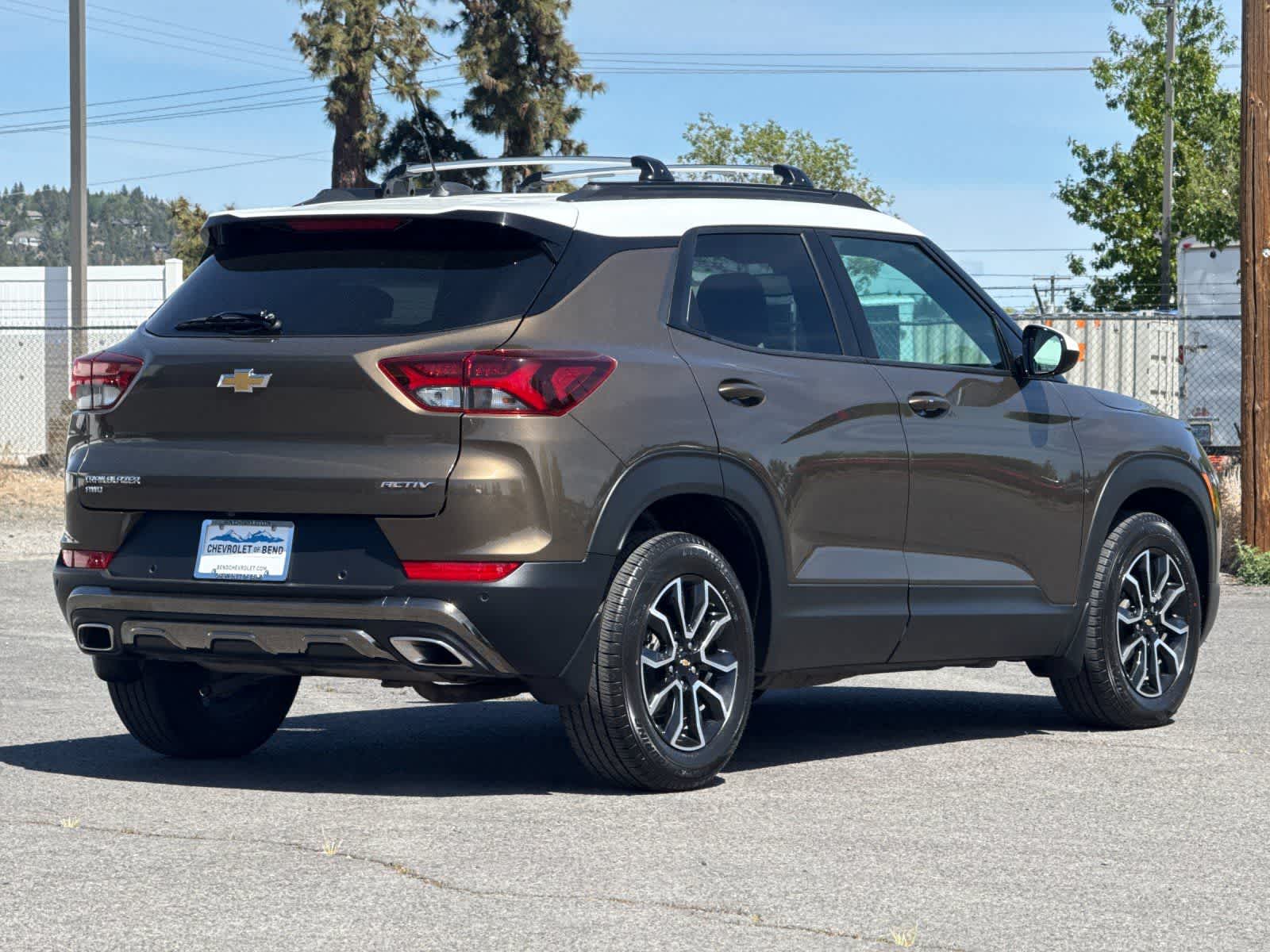 Thumbnail: 2021 Chevrolet TrailBlazer - 2