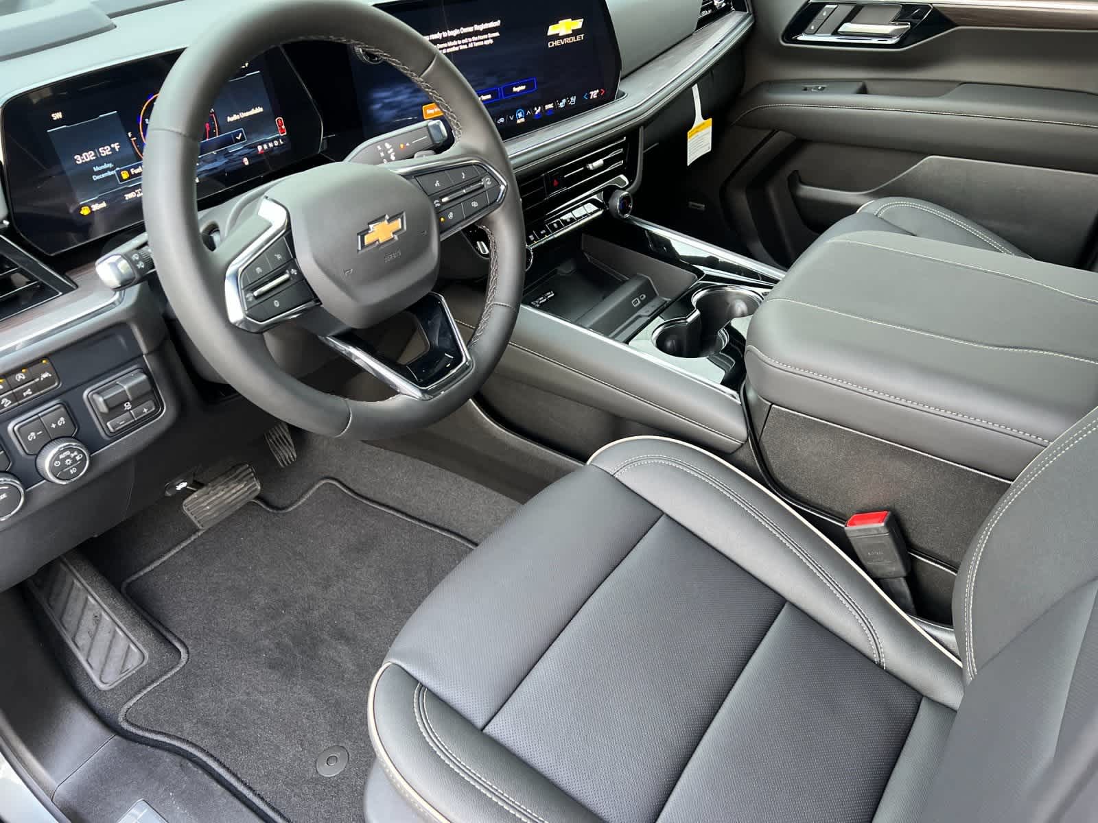 Thumbnail: 2026 Chevrolet Suburban - 11