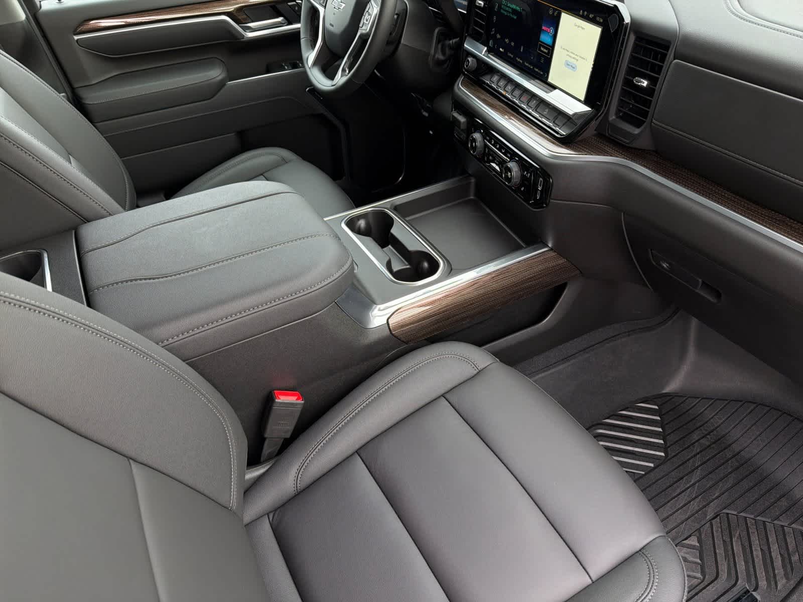 Thumbnail: 2026 Chevrolet Silverado 2500 - 15