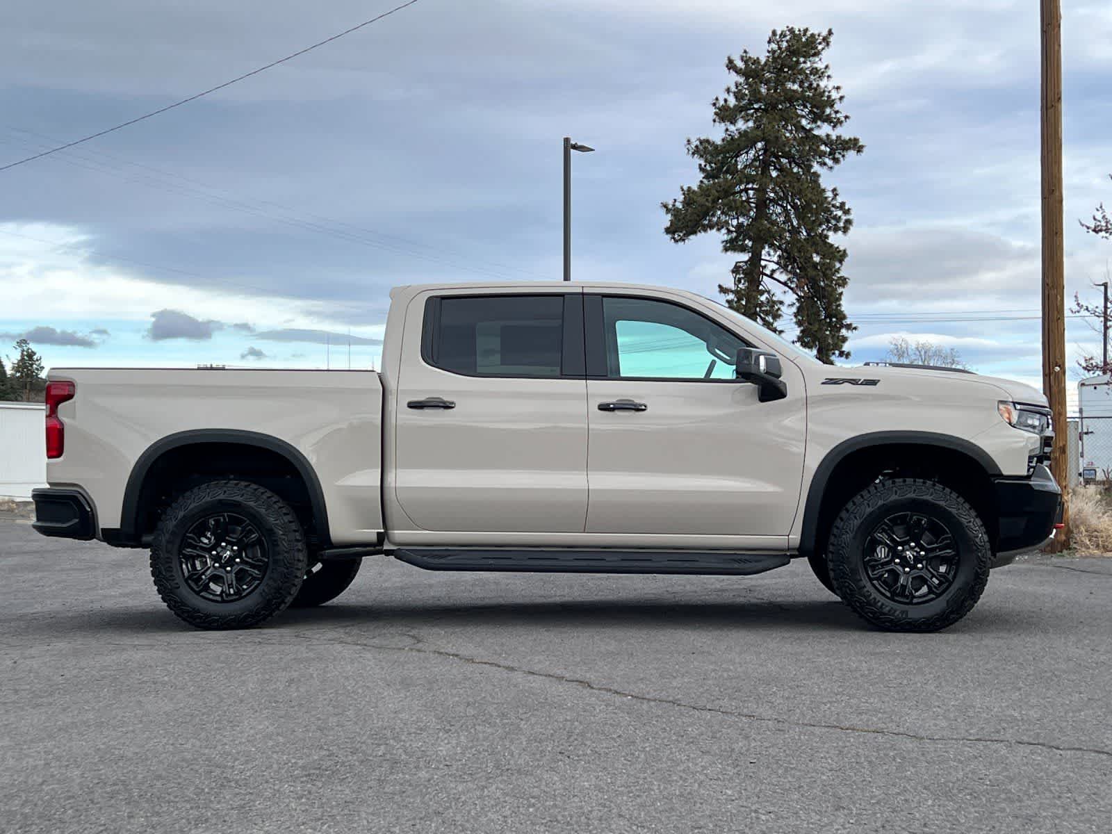 Thumbnail: 2026 Chevrolet Silverado 1500 - 8