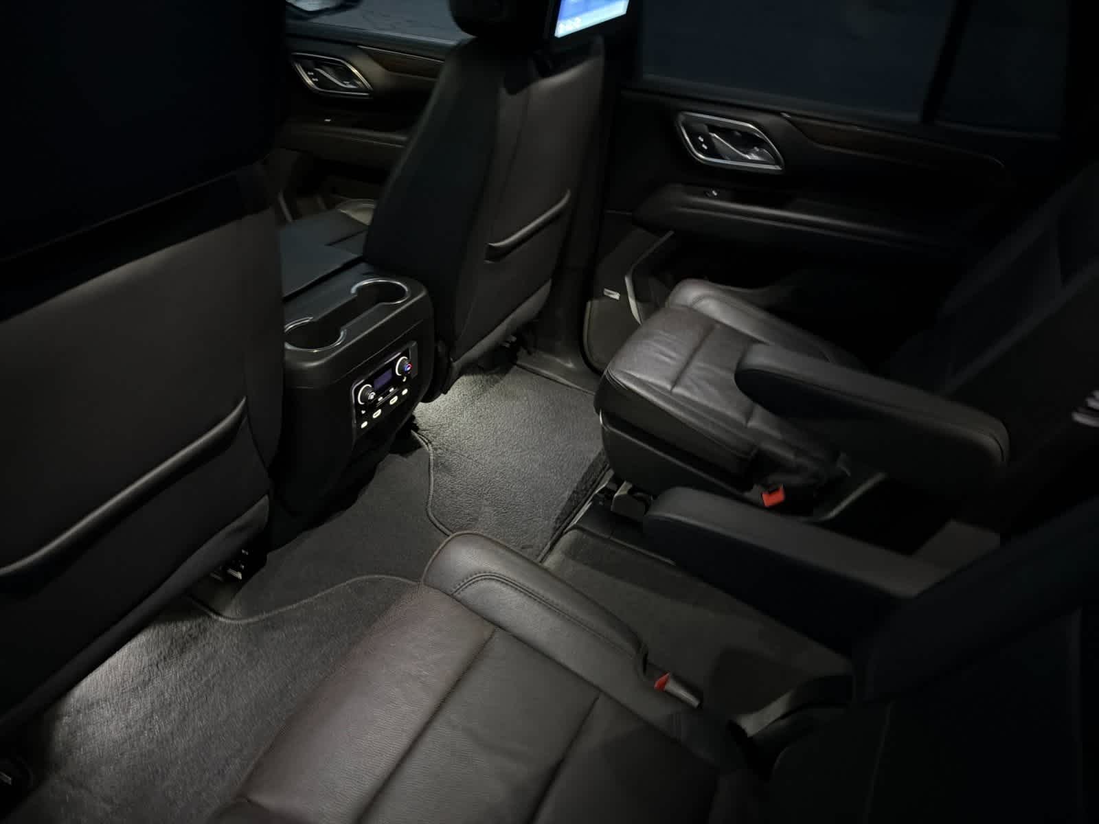 Thumbnail: 2023 Chevrolet Tahoe - 4