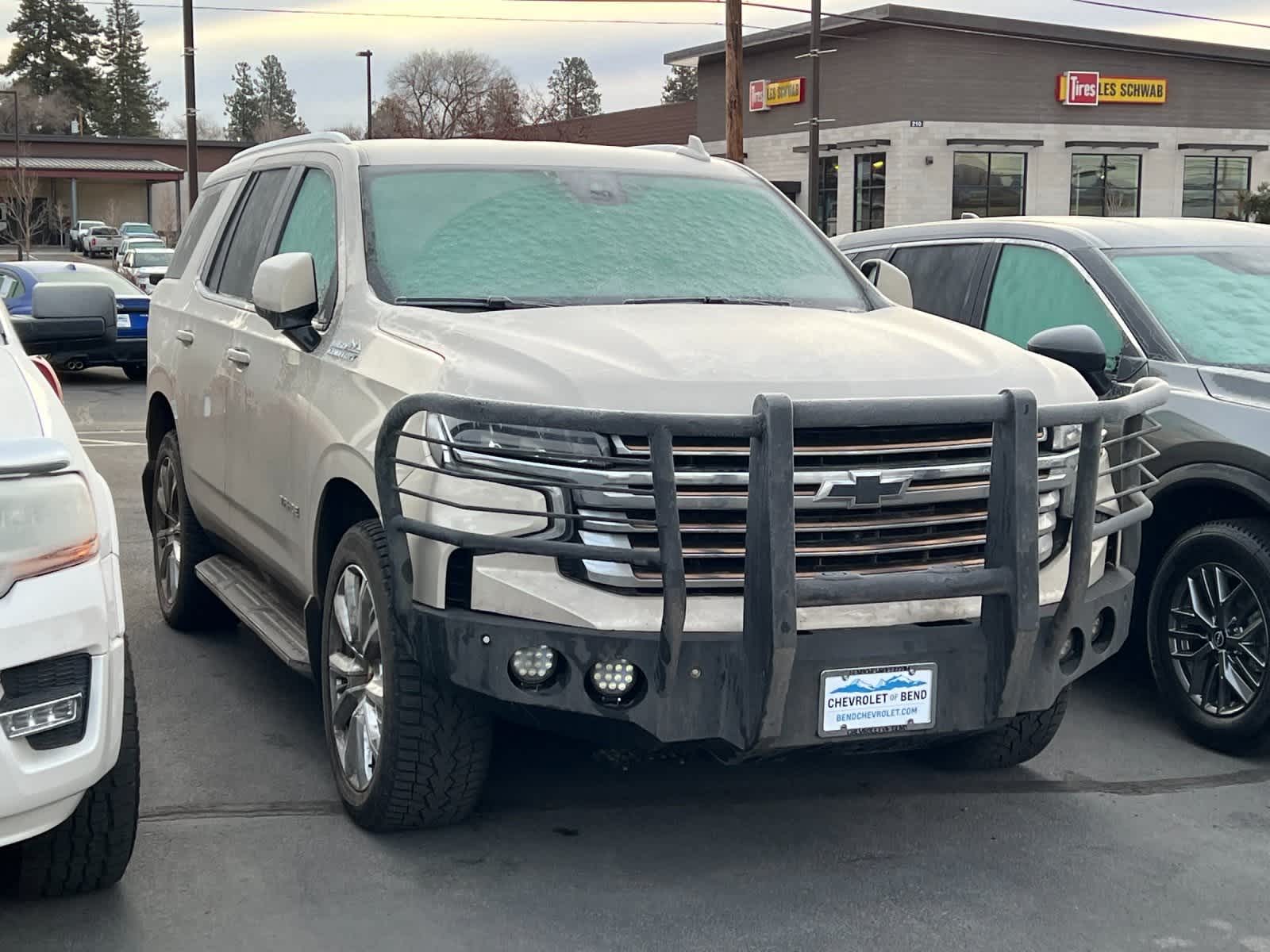 Thumbnail: 2023 Chevrolet Tahoe - 5