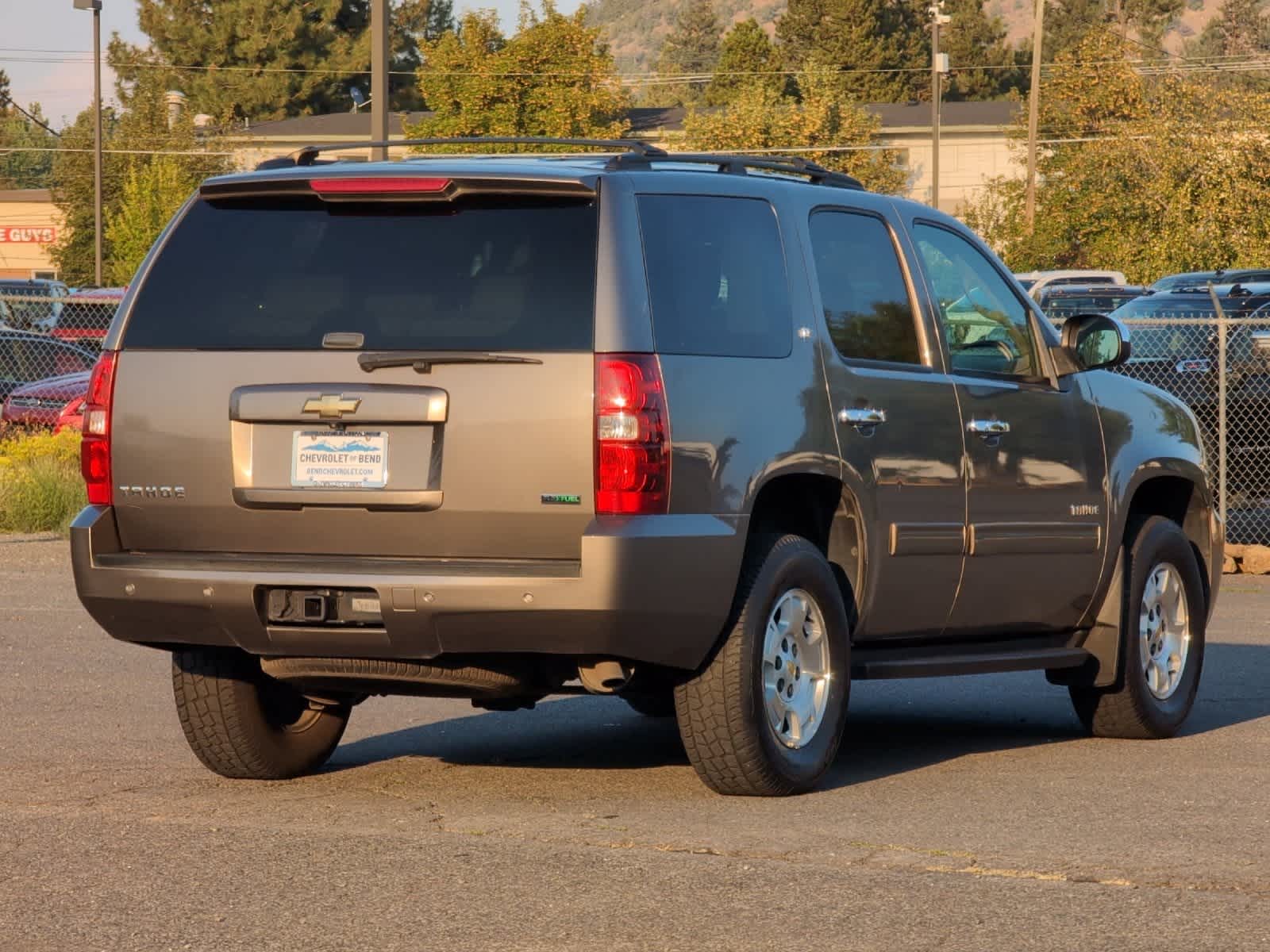 Thumbnail: 2011 Chevrolet Tahoe - 2
