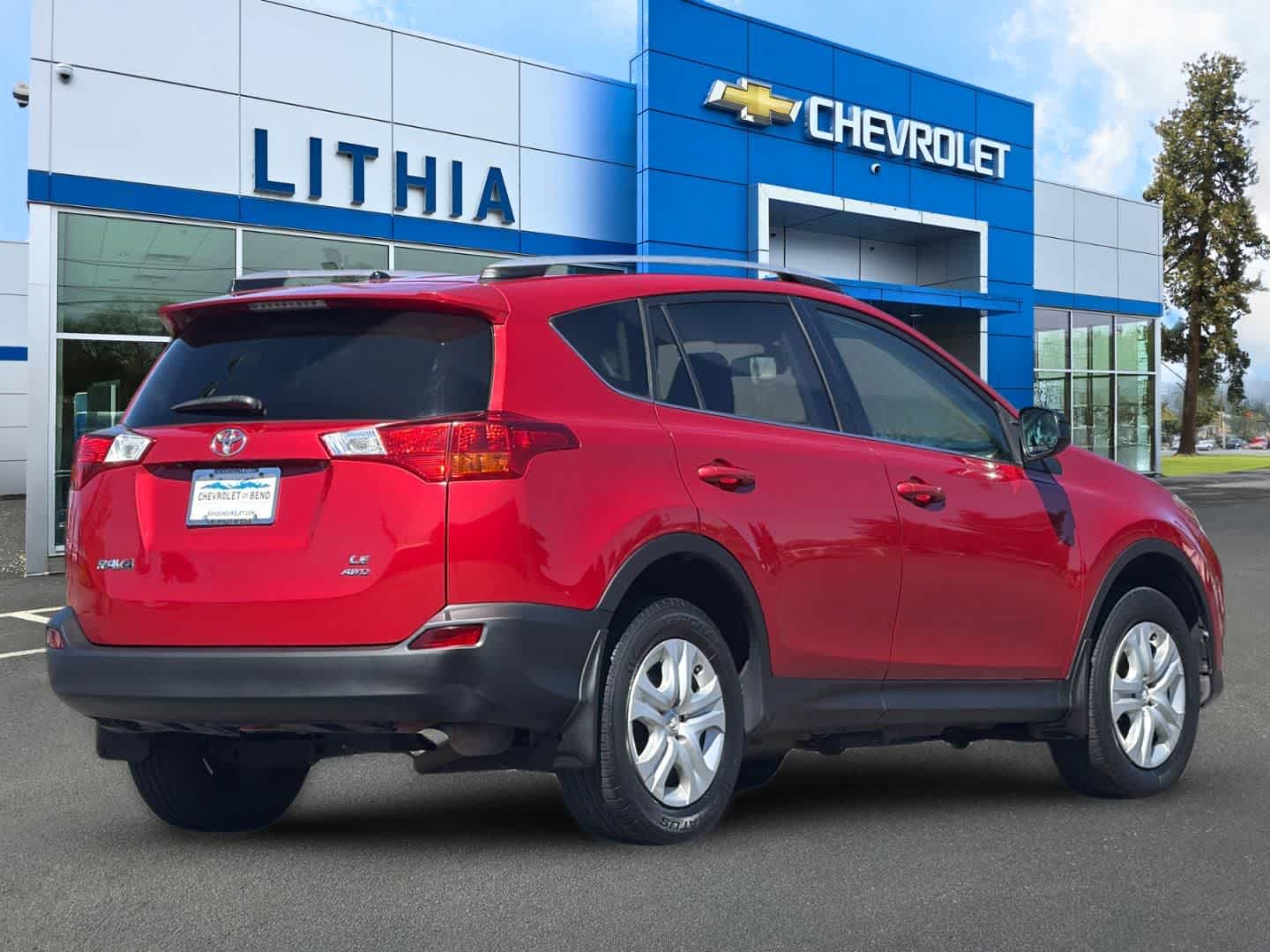 Thumbnail: 2015 Toyota RAV4 - 2