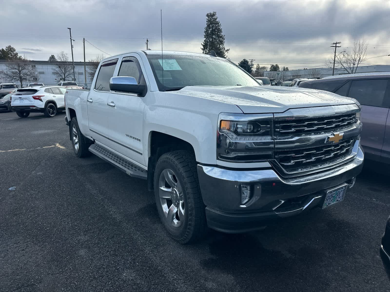 Thumbnail: 2017 Chevrolet Silverado 1500 - 5