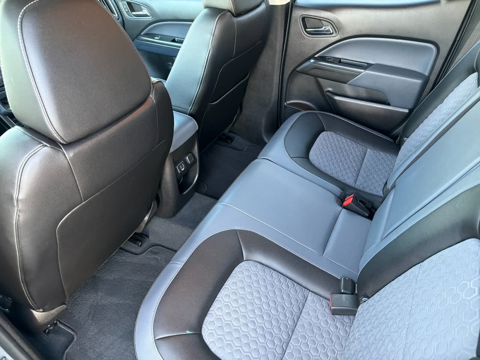 Thumbnail: 2019 Chevrolet Colorado - 4