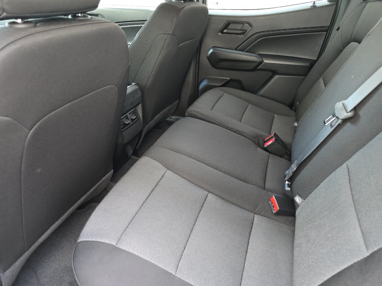 Thumbnail: 2026 Chevrolet Colorado - 4