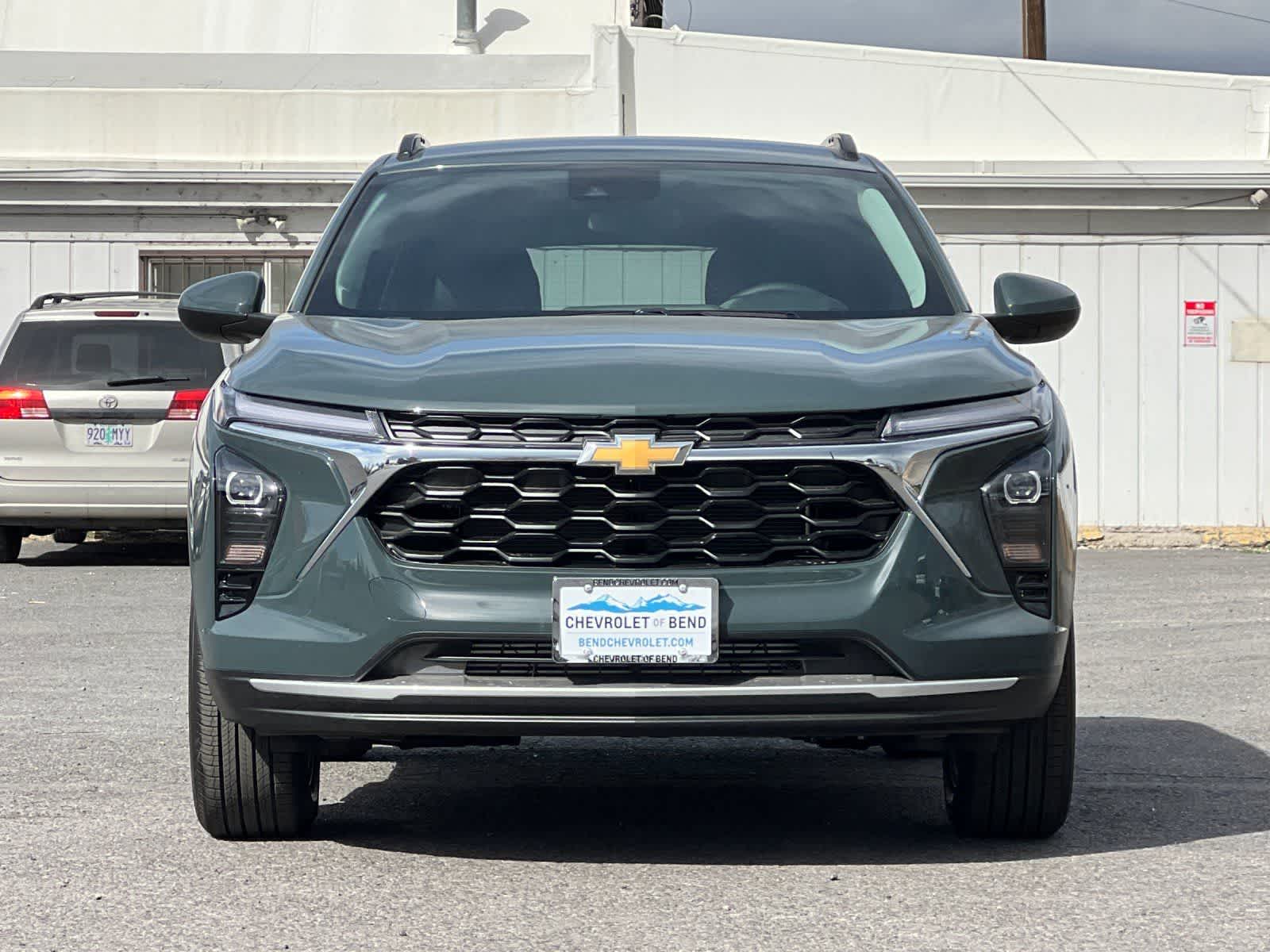 Thumbnail: 2026 Chevrolet Trax - 10