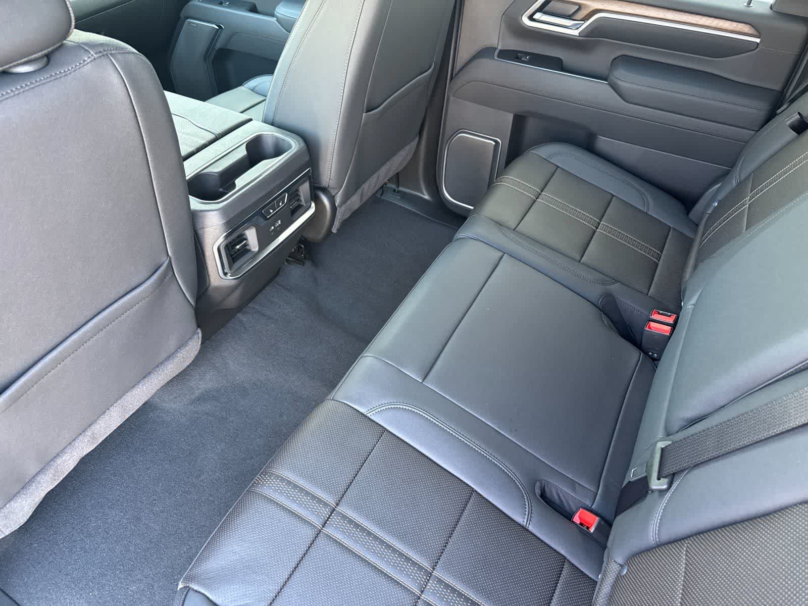 Thumbnail: 2026 Chevrolet Silverado 3500 - 4