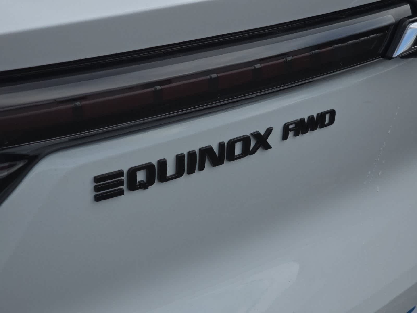 Thumbnail: 2026 Chevrolet Equinox - 26