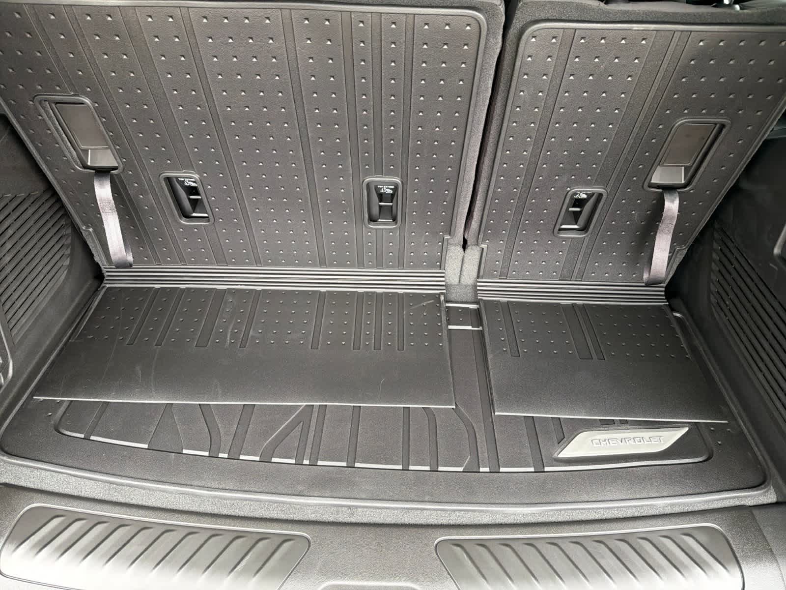 Thumbnail: 2026 Chevrolet Tahoe - 16