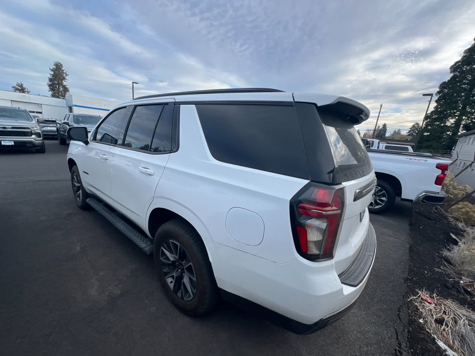 Thumbnail: 2021 Chevrolet Tahoe - 3