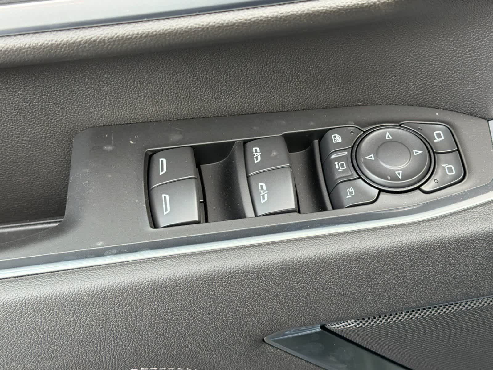 Thumbnail: 2026 Chevrolet Silverado 2500 - 13