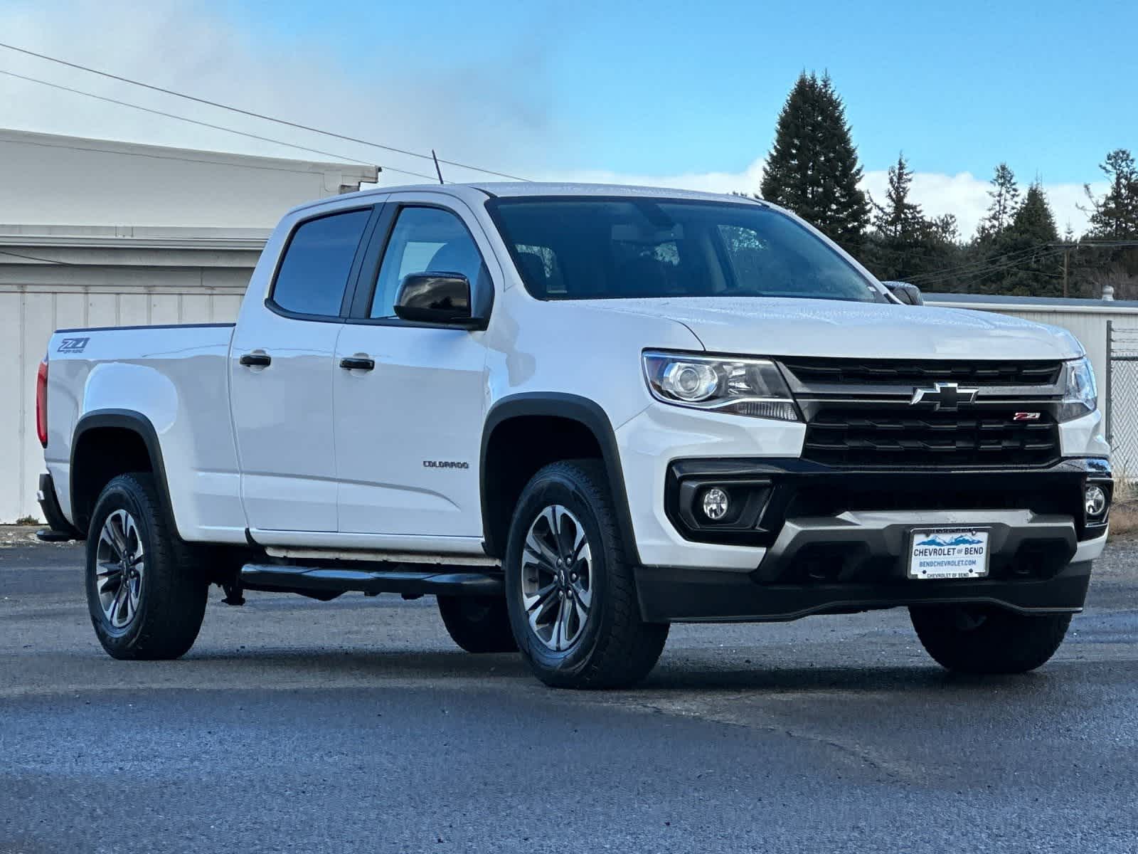 Thumbnail: 2022 Chevrolet Colorado - 9