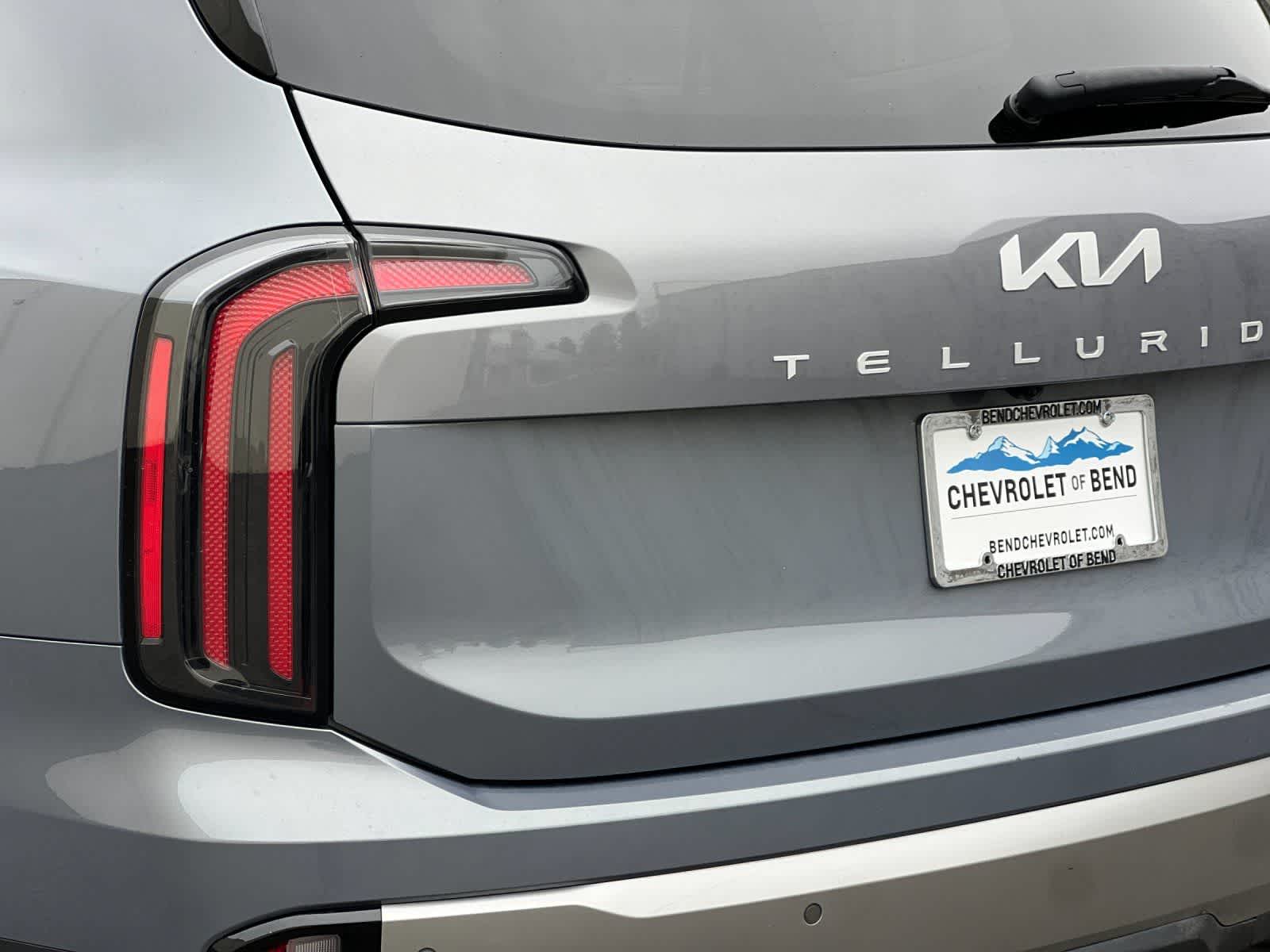 Thumbnail: 2023 Kia Telluride - 29