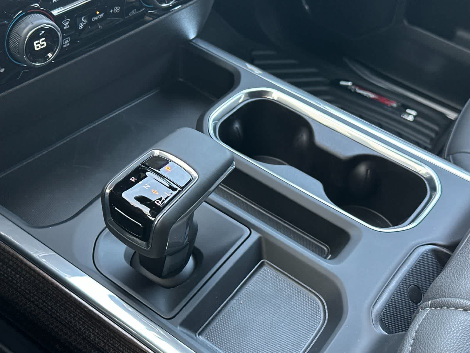 Thumbnail: 2026 Chevrolet Silverado 1500 - 21