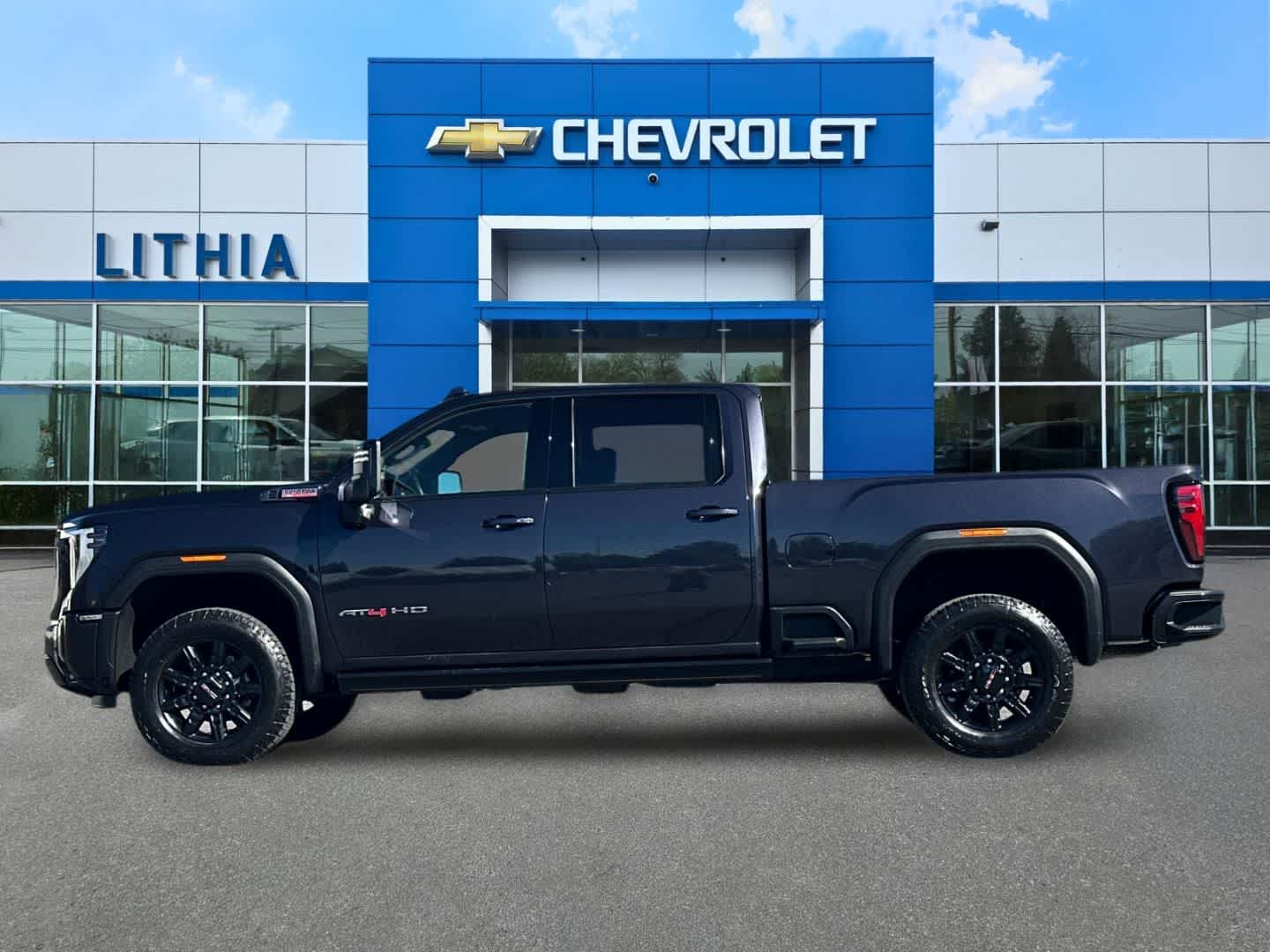 Thumbnail: 2024 GMC Sierra 3500 - 5