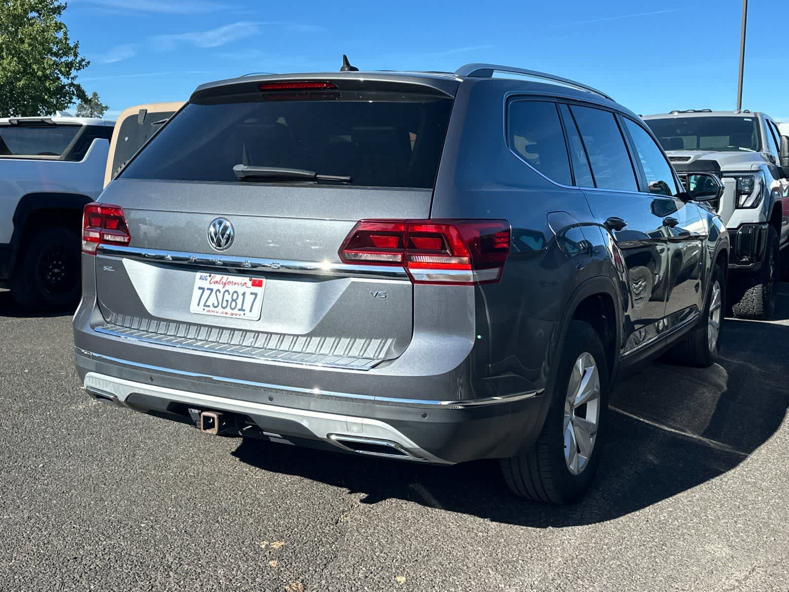 Thumbnail: 2018 Volkswagen Atlas - 3