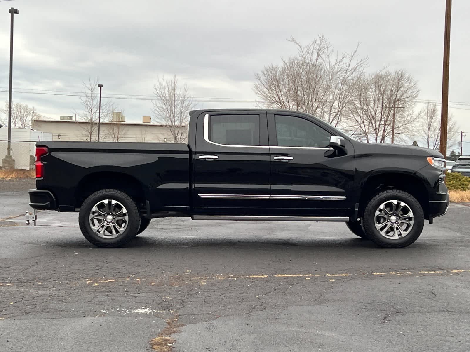 Thumbnail: 2024 Chevrolet Silverado 1500 - 8