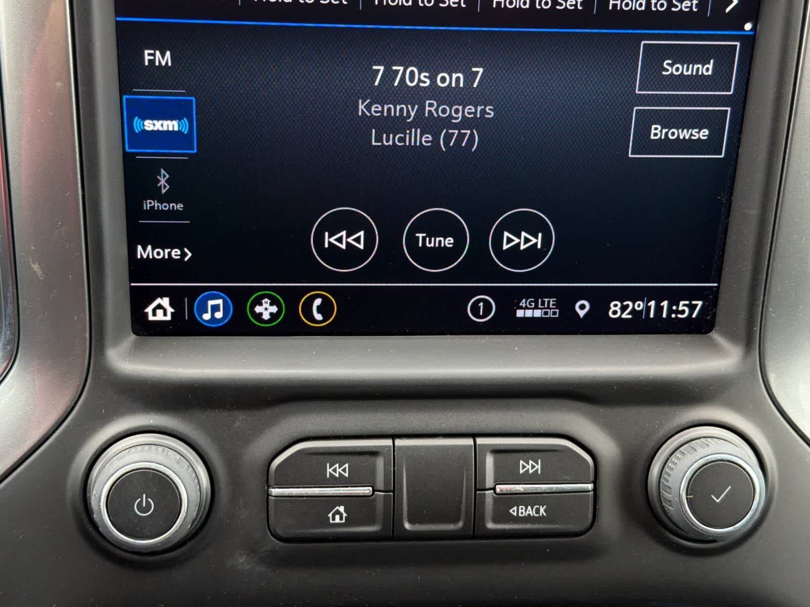 Thumbnail: 2022 Chevrolet Silverado 1500 - 17